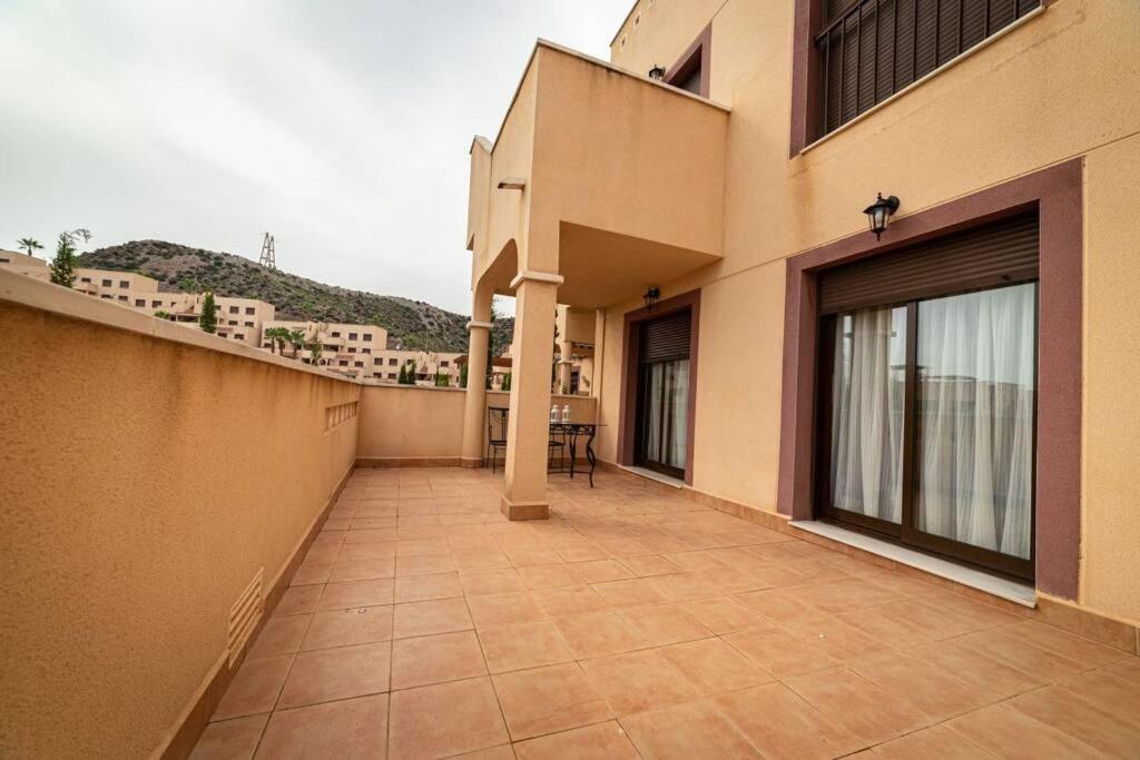 Apartamento Relajante Con Vistas Al Atardecer En Águilas Extérieur photo